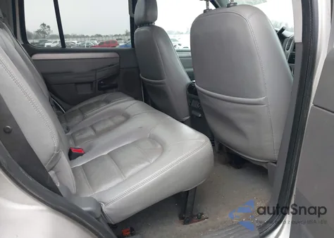 2004 Ford Explorer Xlt z USA, uszkodzony, nr VIN 1FMZU63K54UB54774